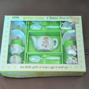 Chilton Betsey Clark China Tea Set